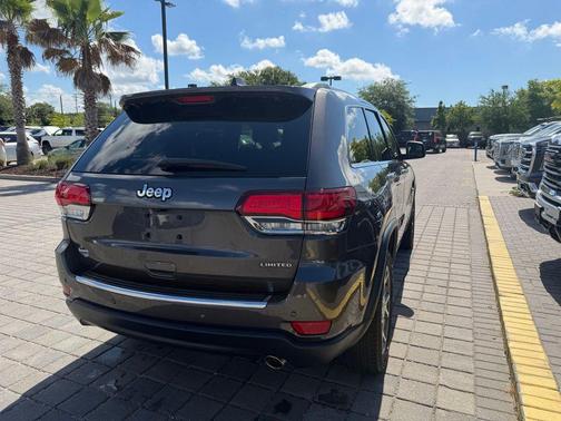 Granite Crystal Metallic Clearcoat 2020 Jeep Grand Cherokee Limited