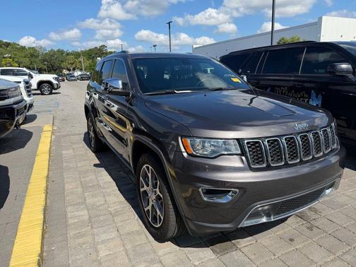 Granite Crystal Metallic Clearcoat 2020 Jeep Grand Cherokee Limited