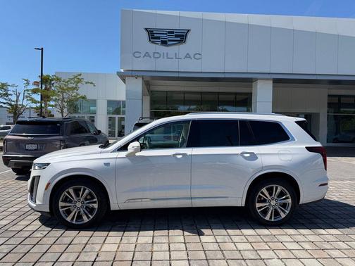 Crystal White Tricoat 2024 Cadillac XT6 Premium Luxury FWD