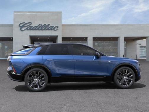 2024 Cadillac LYRIQ Sport