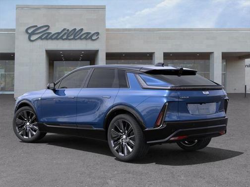2024 Cadillac LYRIQ Sport
