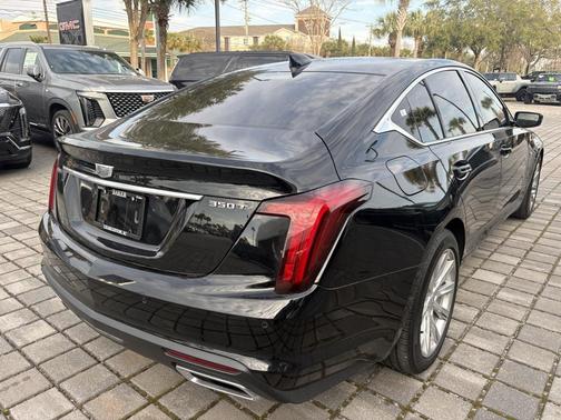 2023 Cadillac CT5 Luxury