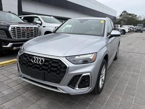 2024 Audi Q5 45 S line Premium