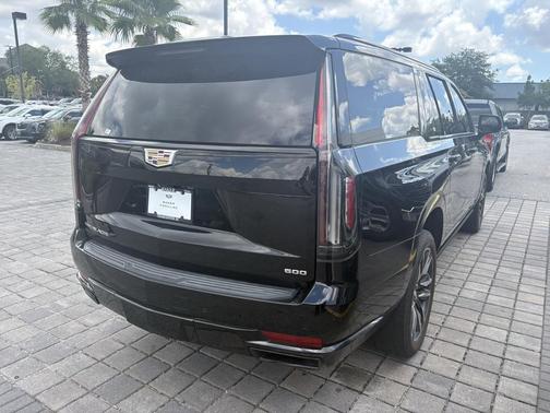 2021 Cadillac Escalade ESV Sport