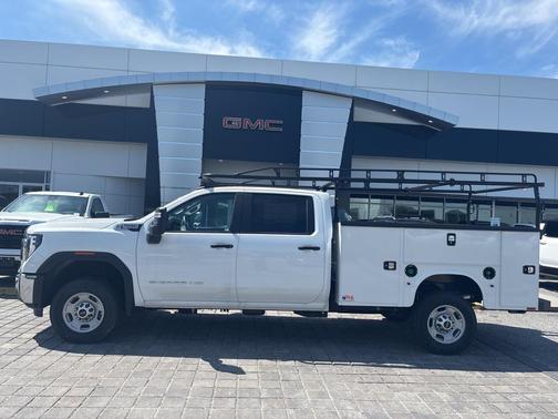 2025 GMC Sierra 2500 Base