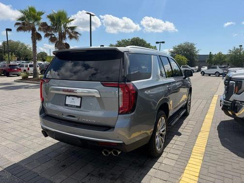 Sterling Metallic 2023 GMC Yukon Denali