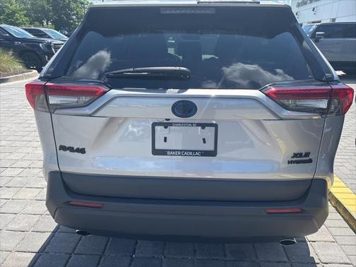 2021 Toyota RAV4 Hybrid XLE Premium