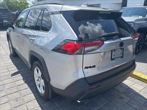 2021 Toyota RAV4 Hybrid XLE Premium