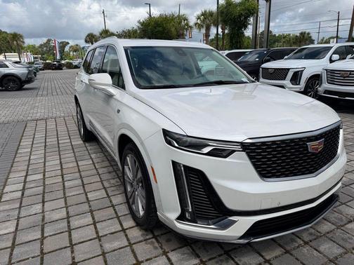 Crystal White Tricoat 2023 Cadillac XT6 Premium Luxury FWD