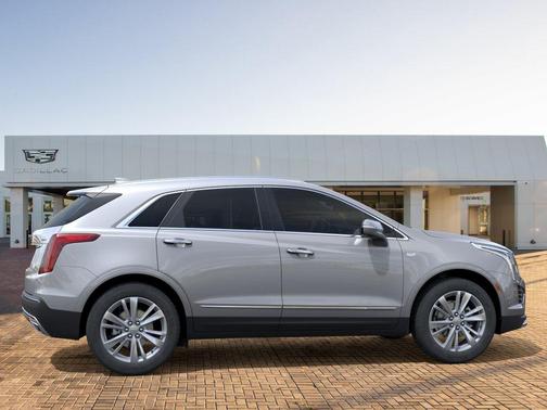 Argent Silver Metallic 2026 Cadillac XT5 Premium Luxury