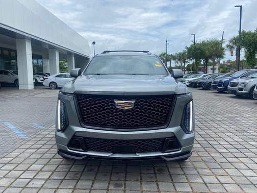 Argent Silver Metallic 2025 Cadillac Escalade V-Series