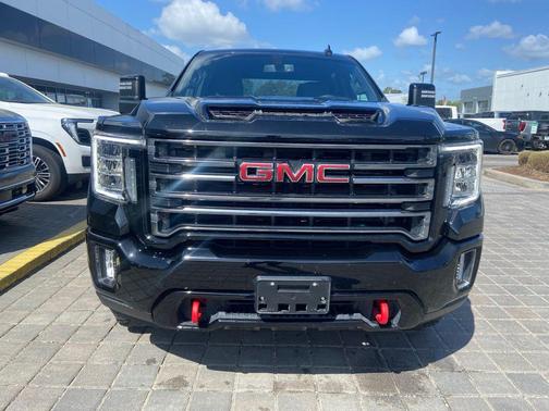 Onyx Black 2023 GMC Sierra 2500 AT4