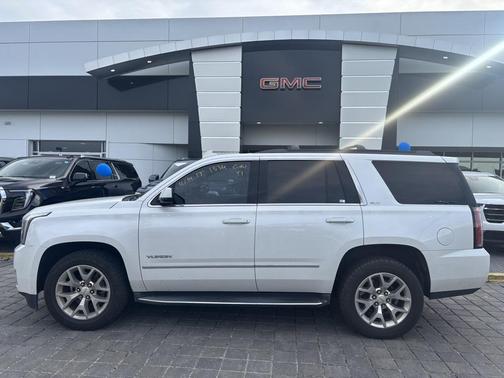 2017 GMC Yukon SLT