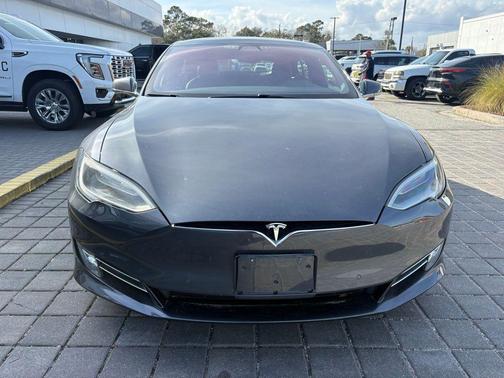 2017 Tesla Model S 90D