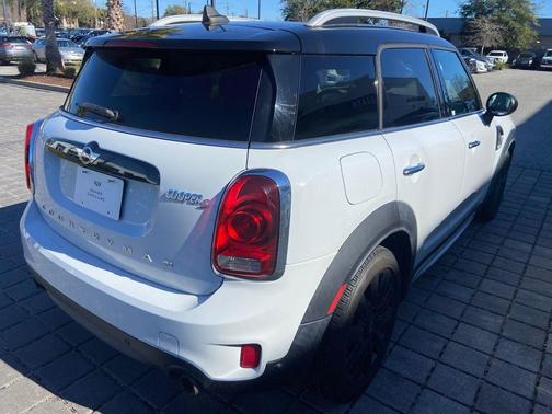 2018 MINI Countryman Cooper S