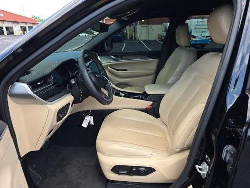 2023 Jeep Grand Cherokee Limited X