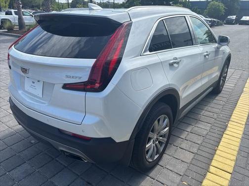 2019 Cadillac XT4 Premium Luxury