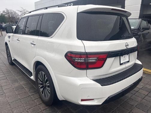 2022 Nissan Armada SL 2WD