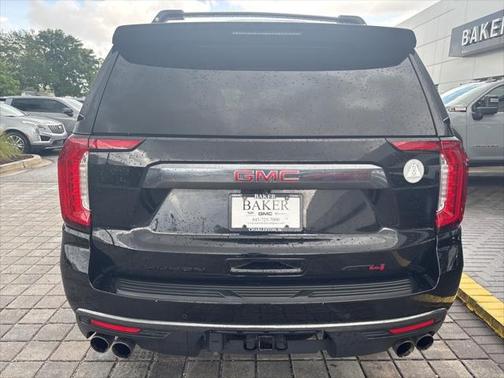 2023 GMC Yukon XL 4WD AT4