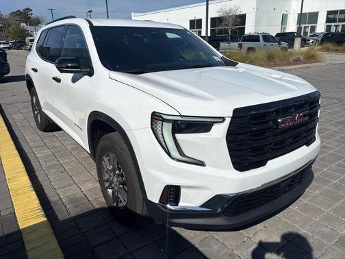 2025 GMC Acadia FWD Elevation
