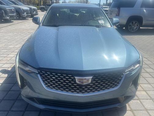 2024 Cadillac CT4 Luxury