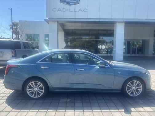 2024 Cadillac CT4 Luxury