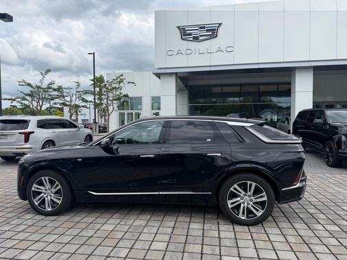 Stellar Black Metallic 2024 Cadillac LYRIQ Tech