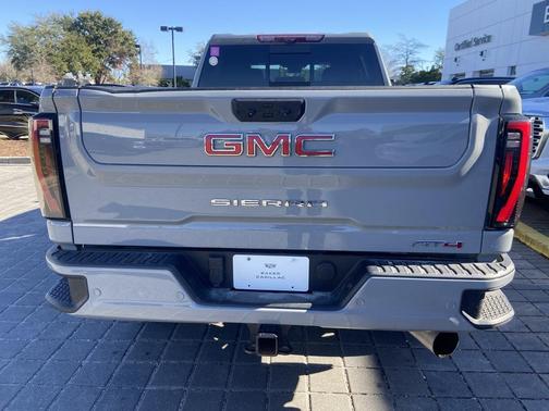2024 GMC Sierra 2500 AT4
