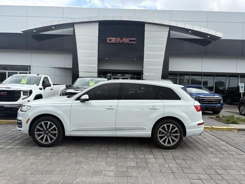 2017 Audi Q7 3.0T Premium