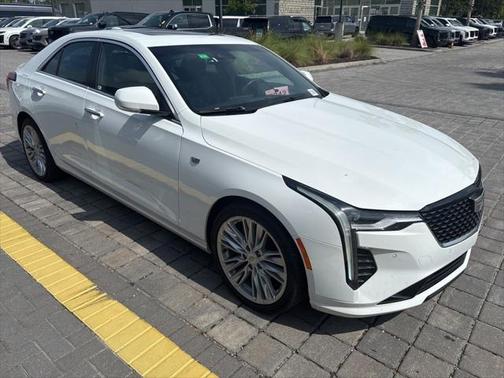 2023 Cadillac CT4 Premium Luxury