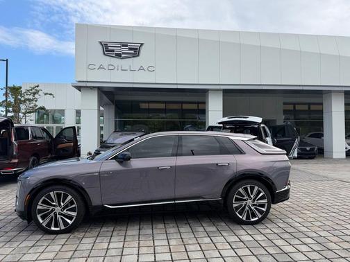 Celestial Metallic 2024 Cadillac LYRIQ Luxury