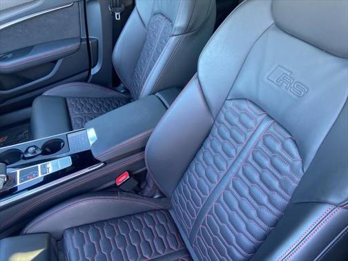 2022 Audi RS 7 4.0T