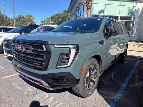Midnight Pine 2026 GMC Yukon XL AT4 Ultimate, 4WD