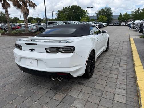 Summit White 2023 Chevrolet Camaro 2SS