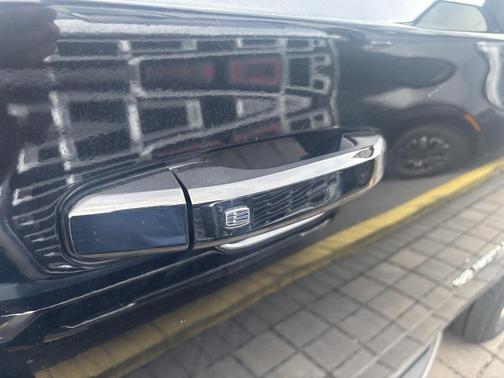 2018 GMC Yukon XL SLT