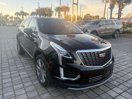 Stellar Black Metallic 2025 Cadillac XT5 Premium Luxury
