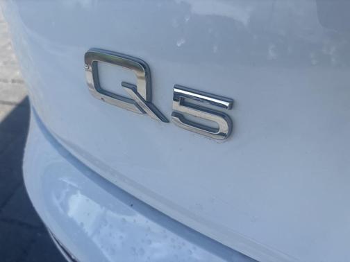 2021 Audi Q5 45 Premium Plus