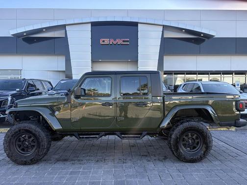 2022 Jeep Gladiator Sport S