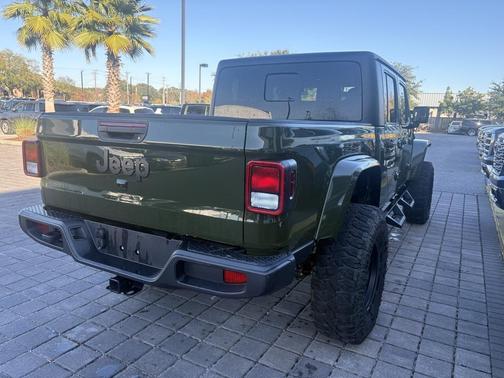 2022 Jeep Gladiator Sport S