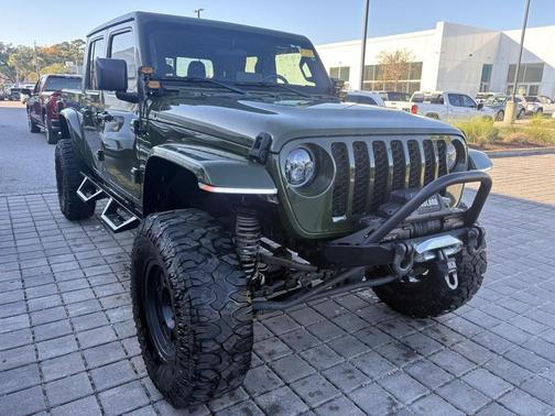 2022 Jeep Gladiator Sport S