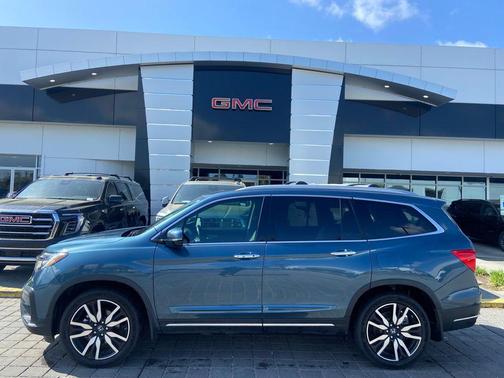 2020 Honda Pilot Touring 8-Passenger