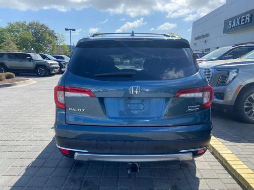 2020 Honda Pilot Touring 8-Passenger