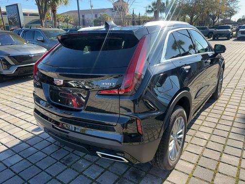 Stellar Black Metallic 2025 Cadillac XT4 Premium Luxury