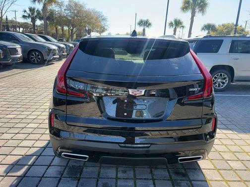 Stellar Black Metallic 2025 Cadillac XT4 Premium Luxury