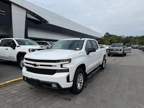 Summit White 2021 Chevrolet Silverado 1500 RST