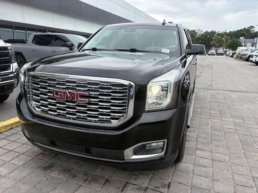 Onyx Black 2018 GMC Yukon XL Denali