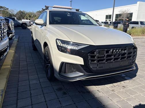 2021 Audi Q8 55 Premium Plus