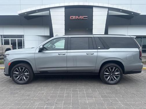 2023 Cadillac Escalade ESV Sport Platinum