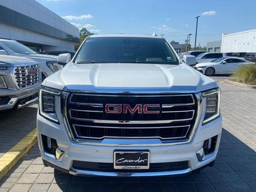 White Frost Tricoat 2021 GMC Yukon SLT