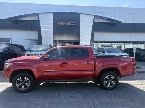 2018 Toyota Tacoma TRD Sport